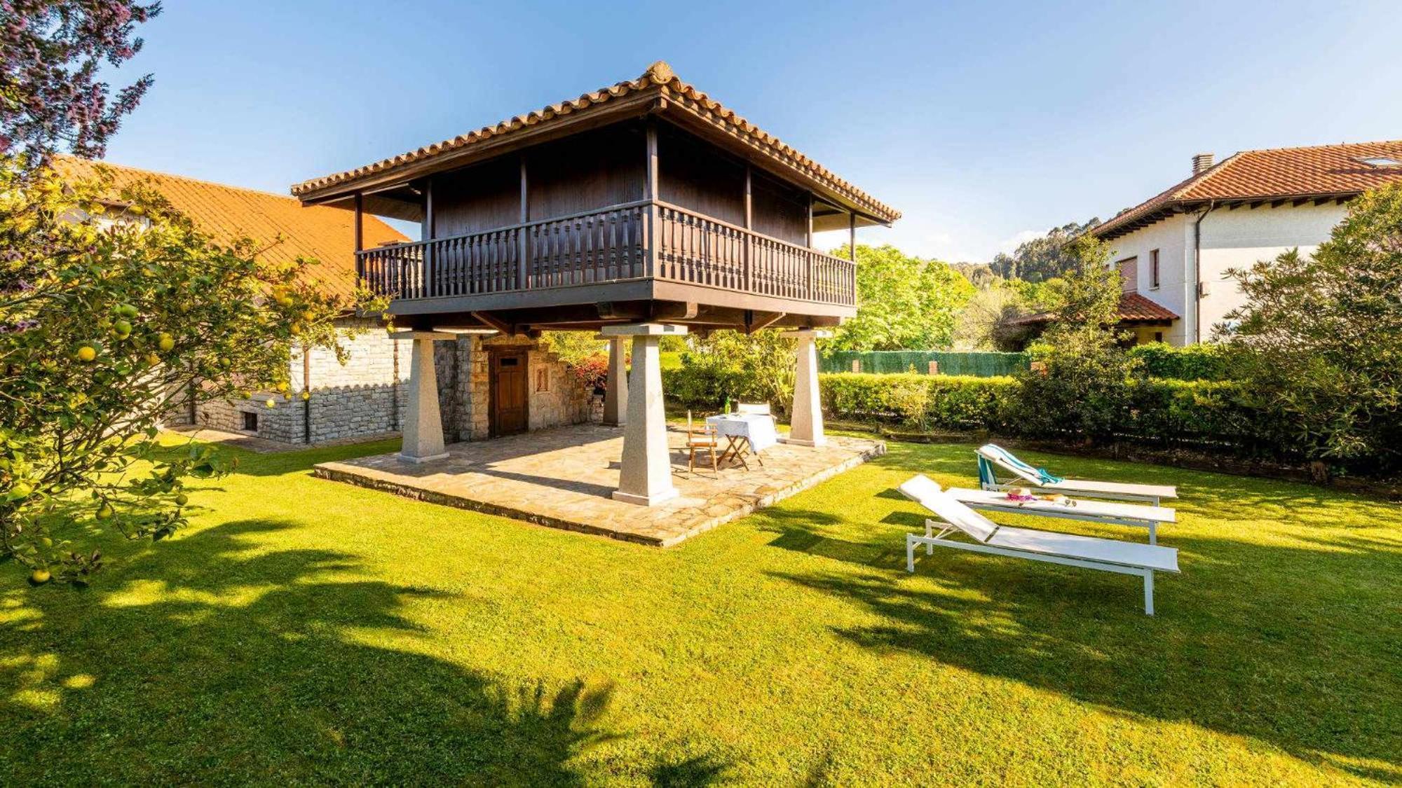 Casa En La Costa Con Wifi Jardin Y Barbacoa Guest House Лянес Екстериор снимка